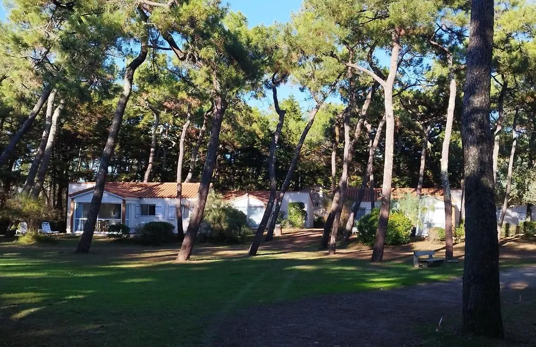 Domaine de la Presqu'île-1